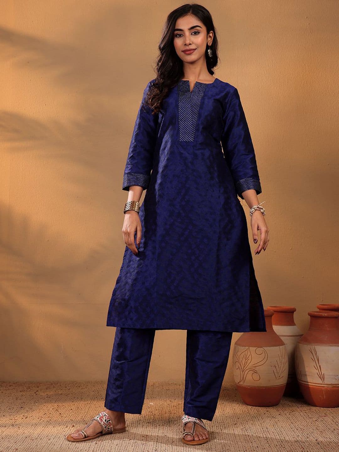 Women Regular Kurta with Trousers